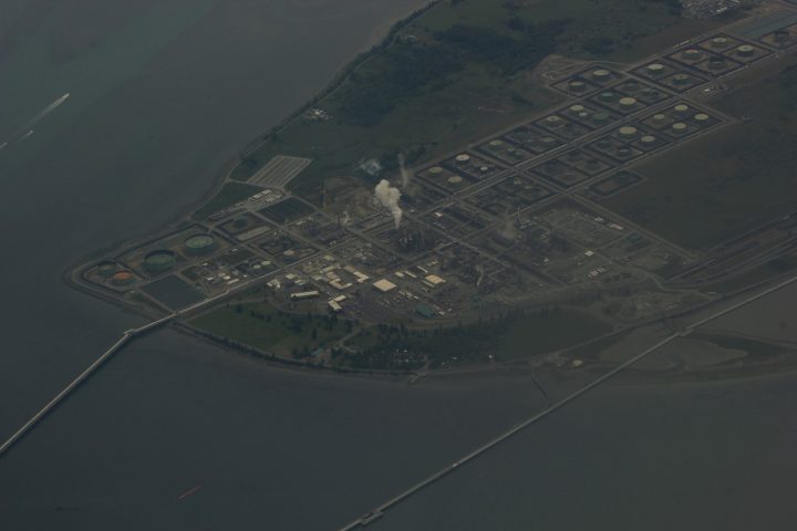 Refinery processing units